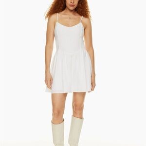 Aritzia Wilfred “Influence” Linen Mini Dress